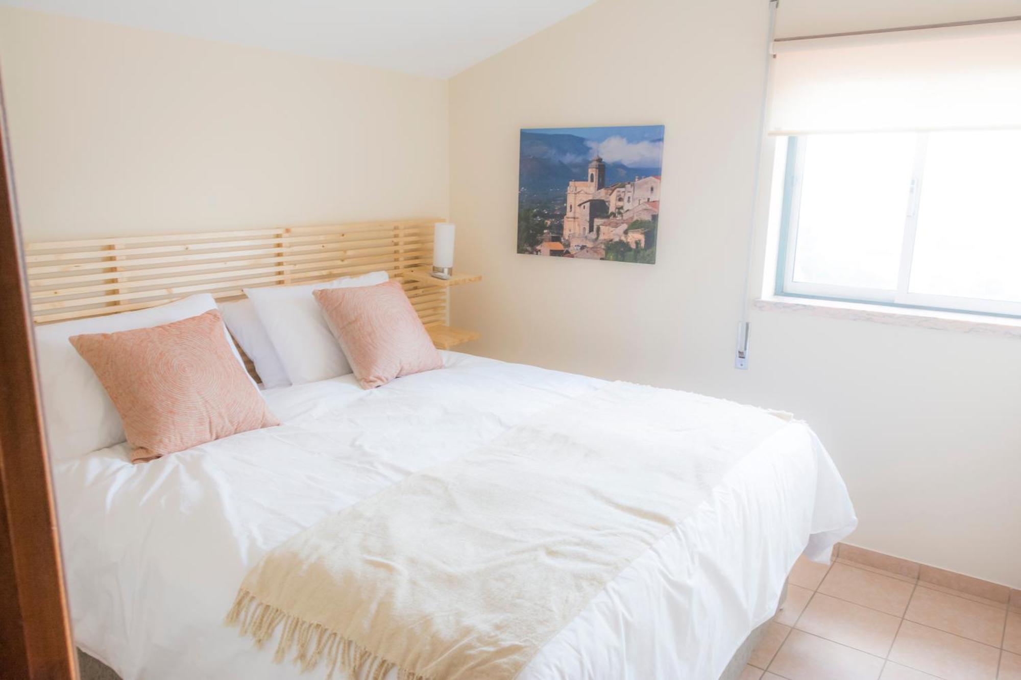 The Fig Boutique Suites Salir de Porto Room photo